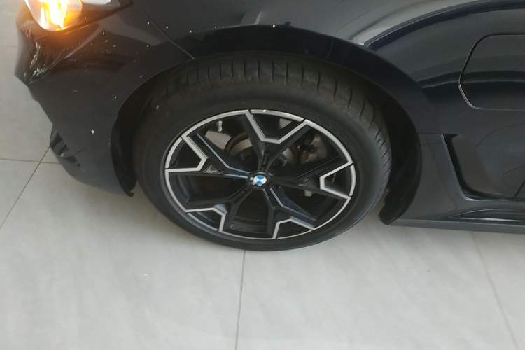 Used BMW i3 2025 eDrive 40 L Midnight Edition
