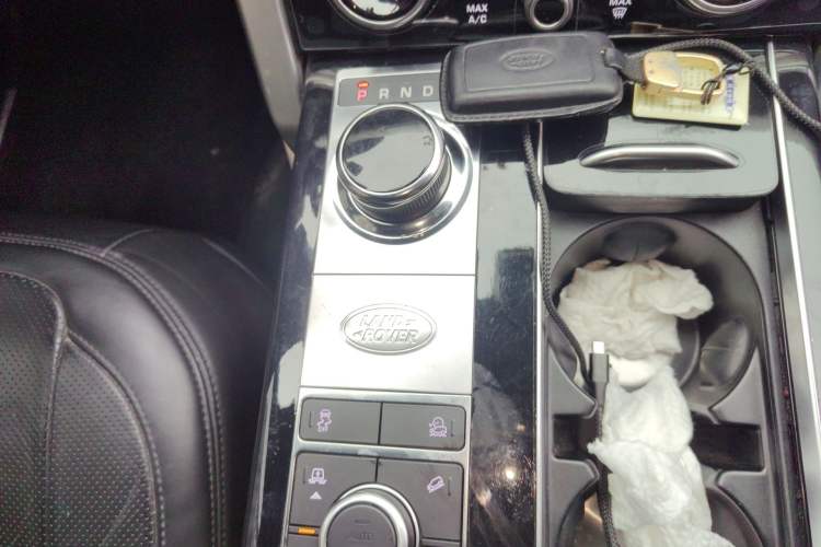 Used Land Rover Range Vogue 2017 3.0T TDV6 HSE