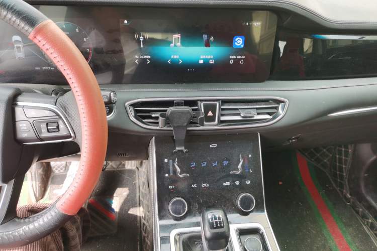 Used JETOUR X90 2020 1.5T Manual Shadow Joy Version 5 Seats Audio And AC Panel