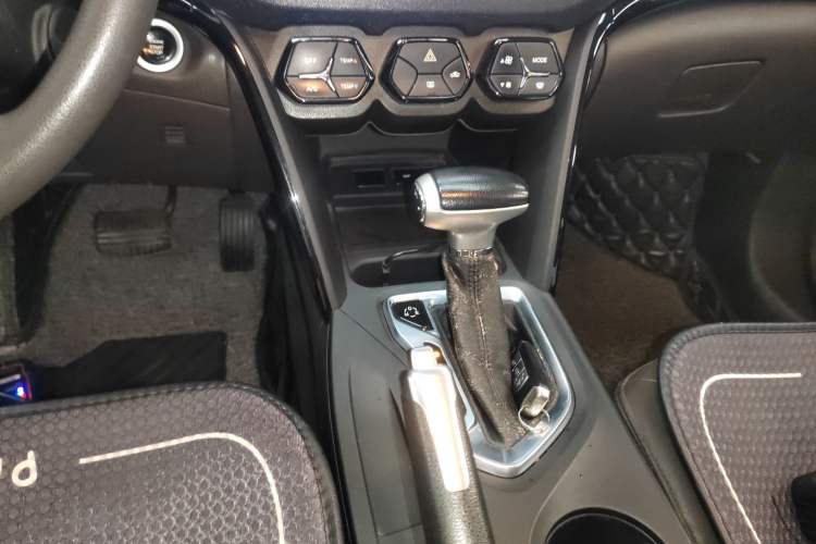 Used GAC Trumpchi GS4 2017 200T G-DCT Two-Wheel Drive Elite Edition
