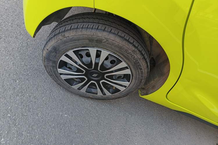 Used JMEV Xiao Qilin 2024 201km Comfort Version Exterior 5