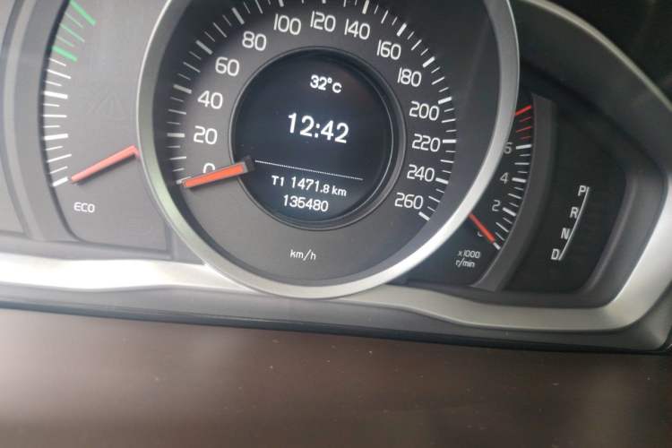 Used Volvo S60 2014 S60L 2.0T Zhiyuan Edition