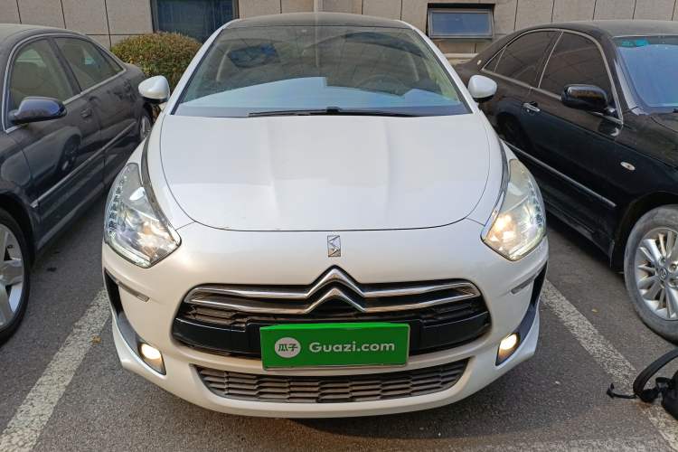 Used DS 5 2014 1.6T Luxury Edition THP160 Front
