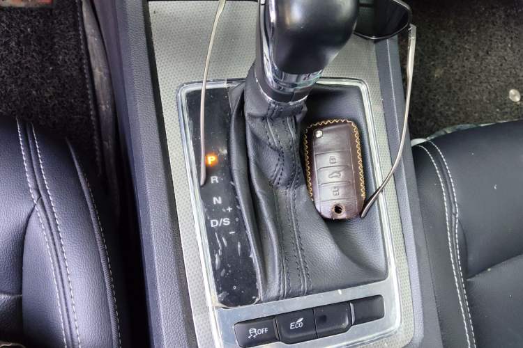 Used Roewe i6 2017 20T Automatic Internet Smart Edition
