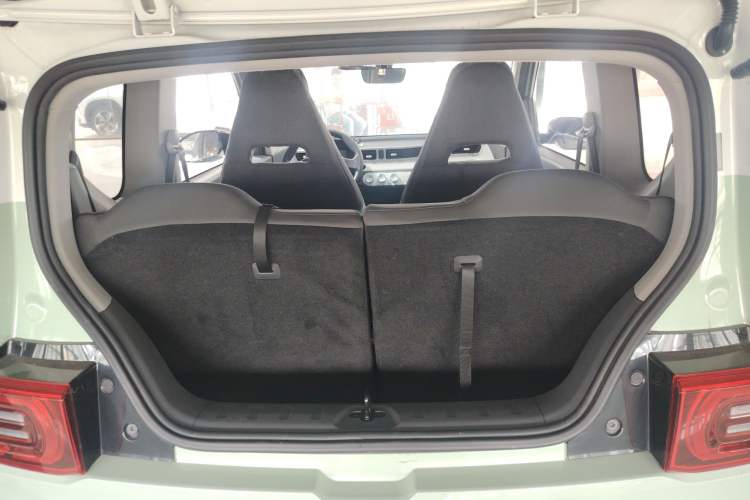 Used Wuling Hongguang MINIEV 2021 Macaron Fashion Edition Lithium-Ion Battery Trunk