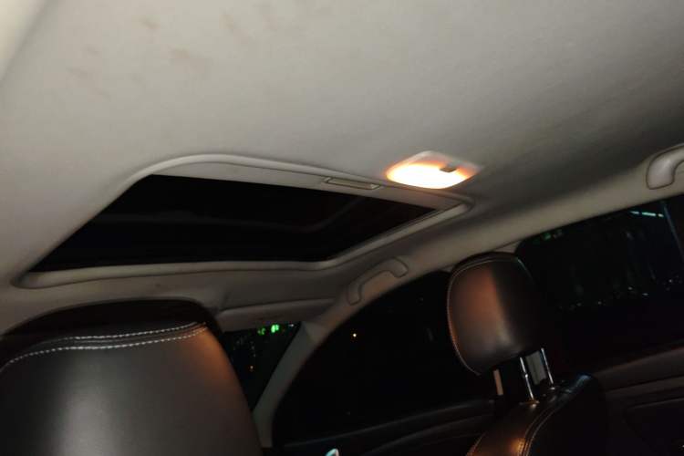 Used Renault Fluence 2015 2.0L Fashion Edition
