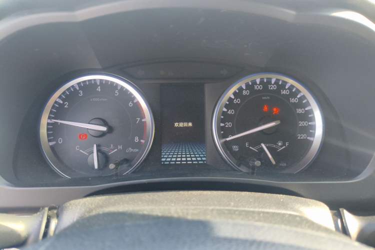 Used Toyota Highlander 2018 2.0T Four-Wheel Drive Luxury Version 7 Seats China VI Standard