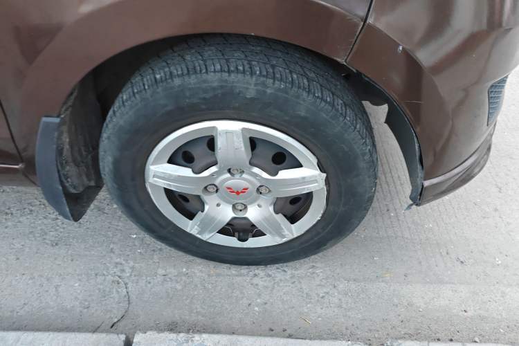 Used Wuling Hongguang 2015 1.2L S Base Model China V Standard