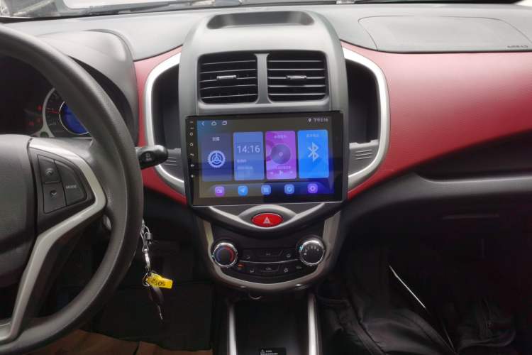 Used CHANGAN Benni 2015 1.4L IMT Sunroof Version China IV Standard
