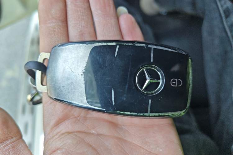 Used Mercedes-Benz GLC 2016 GLC 300 4MATIC Dynamic Model
