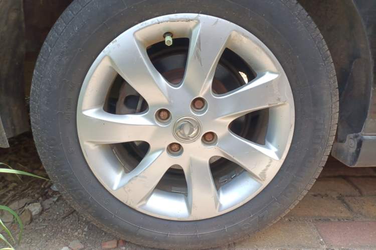 Used Dongfeng Aeolus A60 2012 1.6L Manual Luxury Model