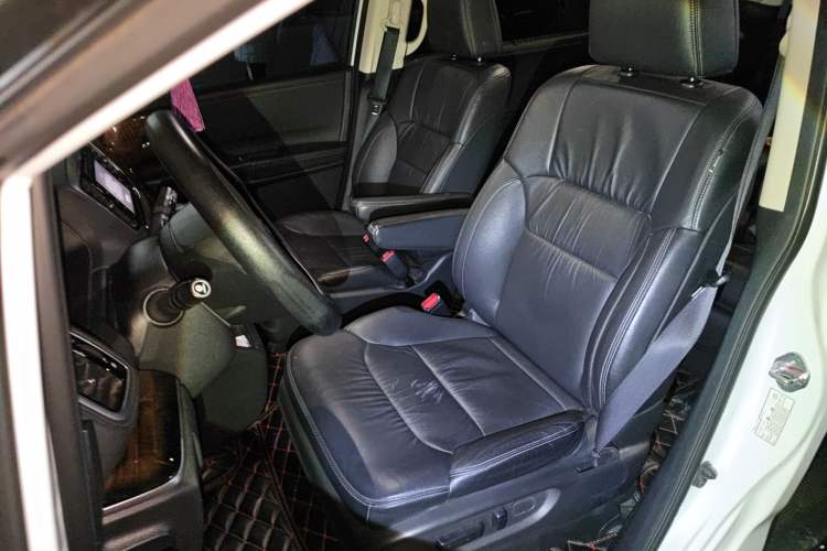 Used Honda Odyssey 2015 Revised Version 2.4L Supreme Edition