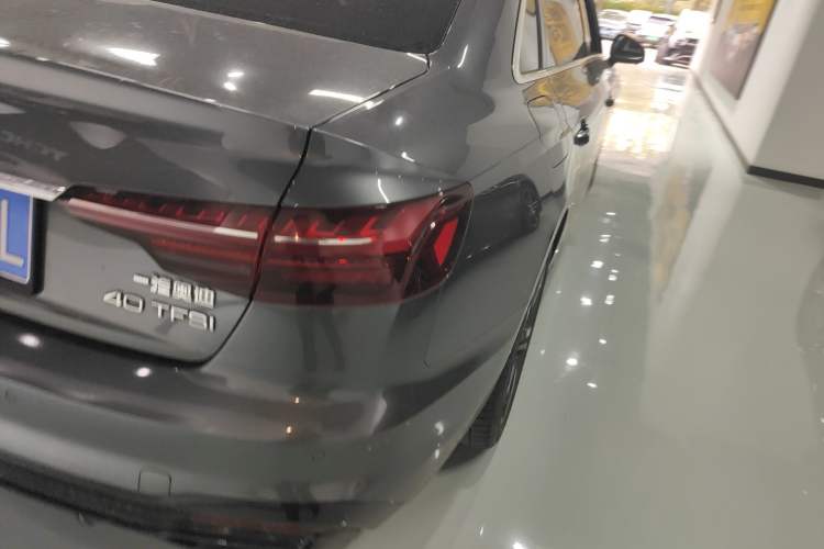 Used Audi A4L 2022 40 TFSI Fashion Dynamic Model
