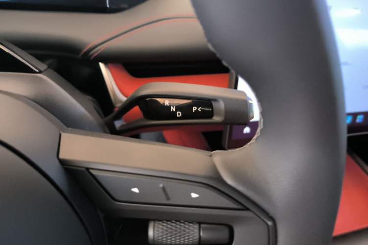 Used Xiaomi Auto SU7 2024 Rear-Drive Long-Range Intelligent Driving Version
