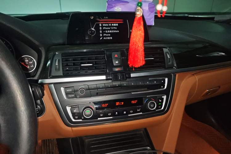 Used BMW 3 Series GT 2014 320i Design Package Model
