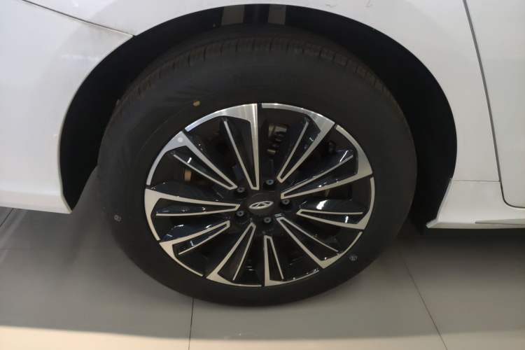 Used Chery Fengyun A8 2024 127 Far Voyage Luxury Edition
