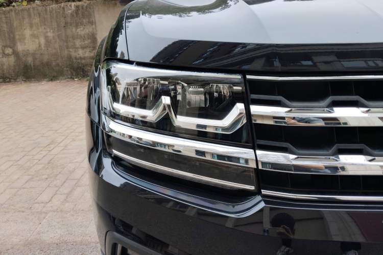 Used Volkswagen Teramont 2019 330TSI Two-Wheel-Drive Luxury Edition China V Standard
