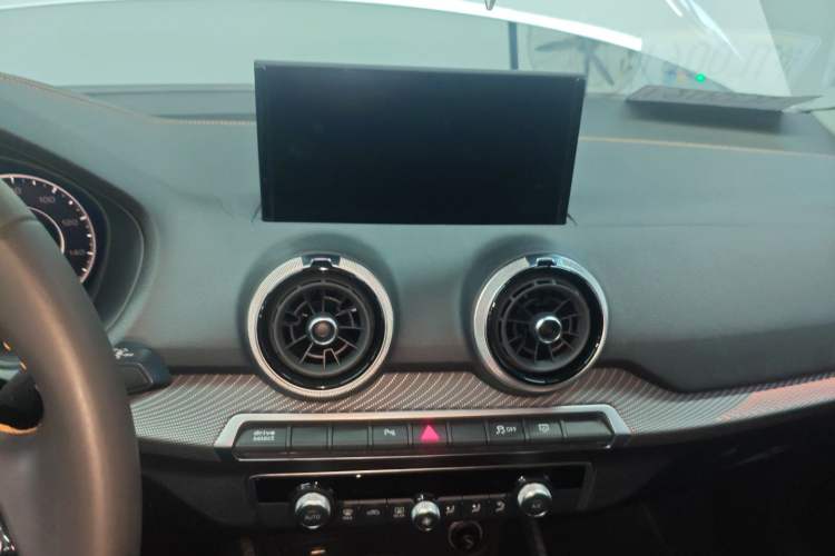 Used Audi Q2L e-tron 2022 Q2L e-tron Pure Electric Smart Enjoyment Model
