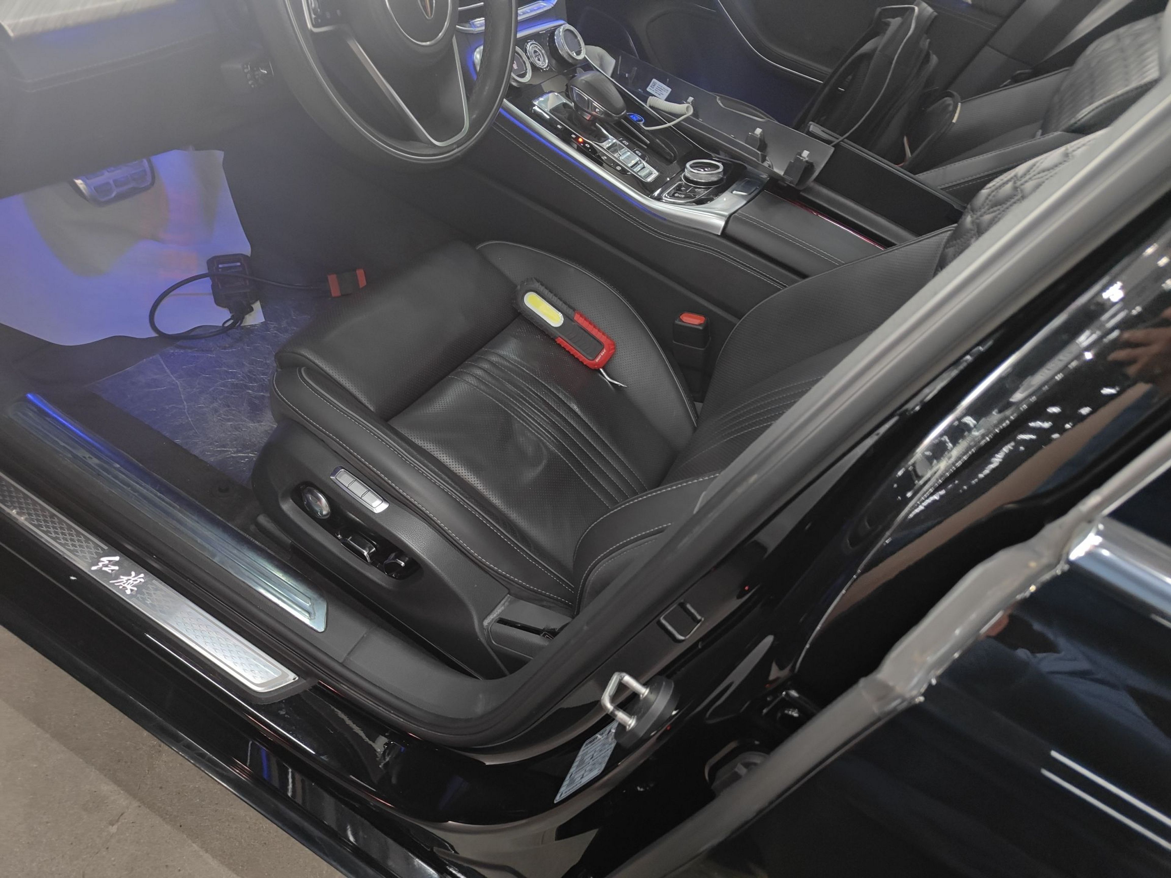 Interior delantero