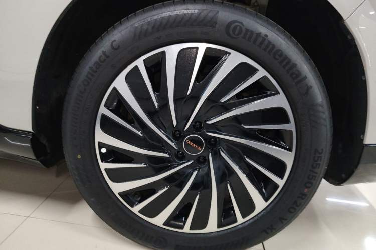 Used EXEED Star Era ET 2024 Extended-Range 240 Ultra All-Wheel Drive Exterior 8