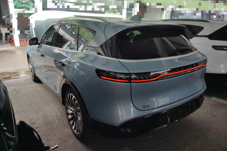 Used VOYAH FREE 2021 Four-Wheel Drive Standard All-Electric Exclusive Luxury Package
