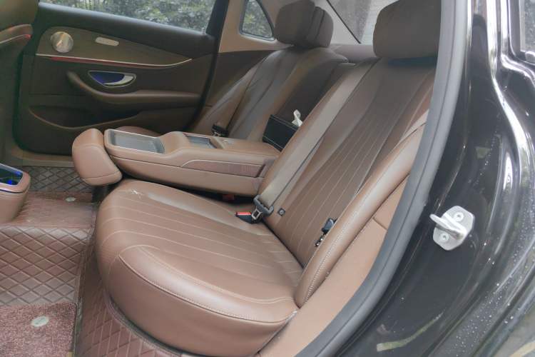 Used Mercedes-Benz E-Class 2021 Facelift E 260 L
