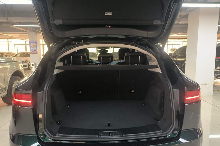 Used Jaguar E-PACE 2024 YAO Black Sport Edition R-DYNAMIC SE BLACK
