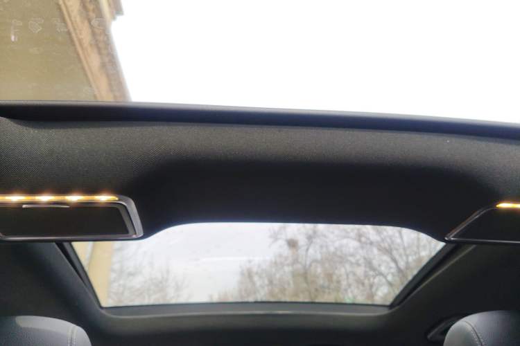 Used Mercedes-Benz GLC 2020 GLC 260 L 4MATIC Dynamic Model Headliner