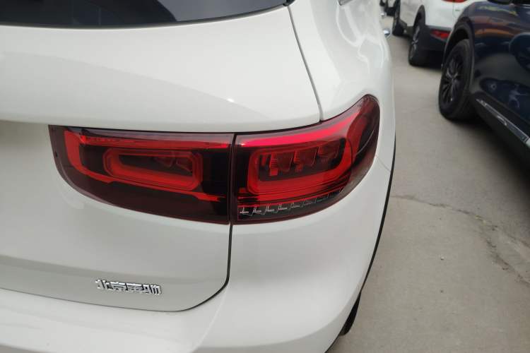 Used Mercedes-Benz GLB 2022 Updated GLB 200 Fashion Edition Exterior 3