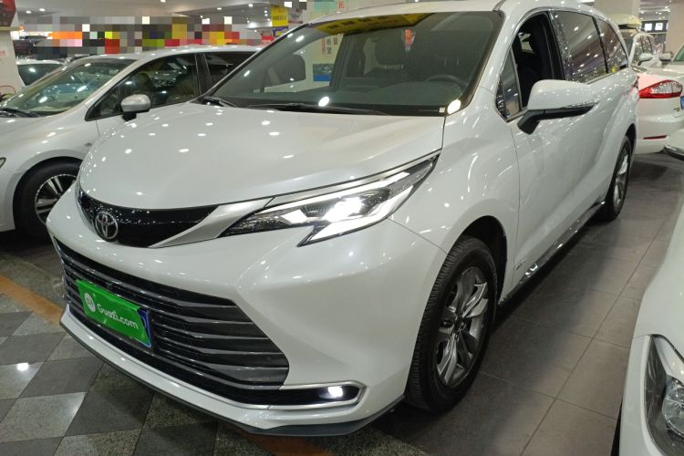 Used Toyota Sienna 2024 2.5L Hybrid Four-Wheel Drive Prestige Edition