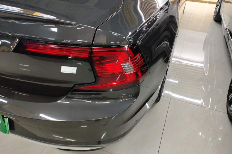 Used Volvo S90 New Energy 2022 T8 eDrive Hybrid Luxury Edition