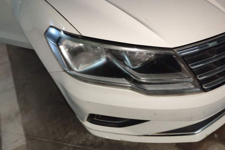 Used Volkswagen Jetta 2017 1.5L Manual Comfort Model
