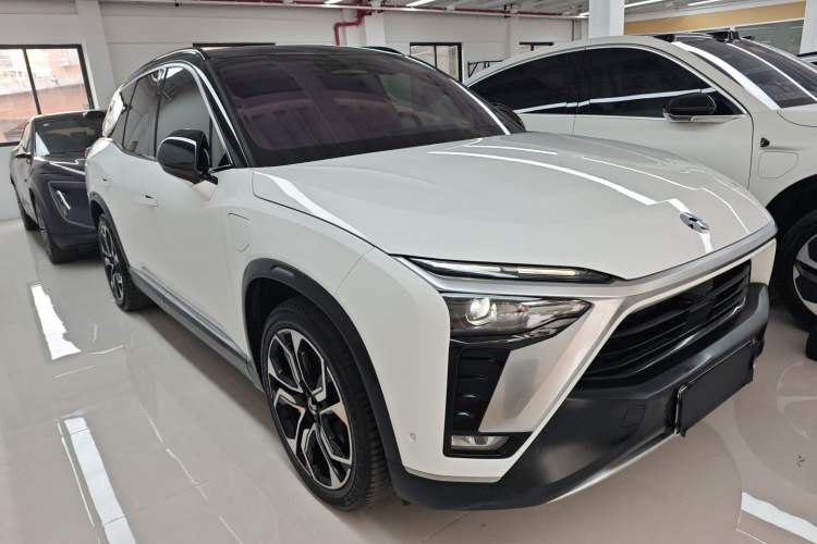 Used Nio ES8 2020 580 km Signature Edition 7-Seater Version
