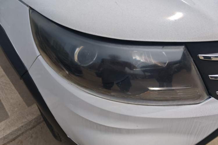 Used FORTHING Joyear X5 2016 1.6L Manual Luxury Model Right Front Headlight