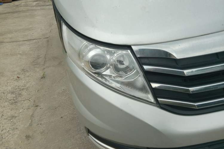 Used JAC Group Refine M5 2019 2.0T Gasoline Dual-Clutch Business Edition Right Front Headlight