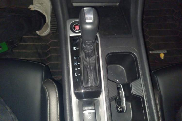 Used Nissan Sylphy 2023 Revised Version 1.6L CVT Intelligent Driving Edition Gear Lever