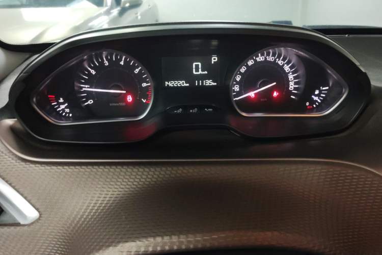 Used Peugeot 2008 2016 230THP Automatic Fashion Edition Instrument Cluster