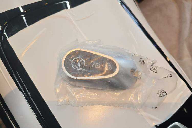 Used Mercedes-Benz GLC 2026 GLC 260 L 4MATIC Luxury Model
