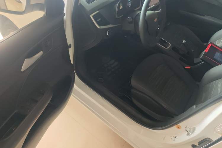 Used Chevrolet Cavalier 2019 320 Automatic Enjoyment with Sunroof