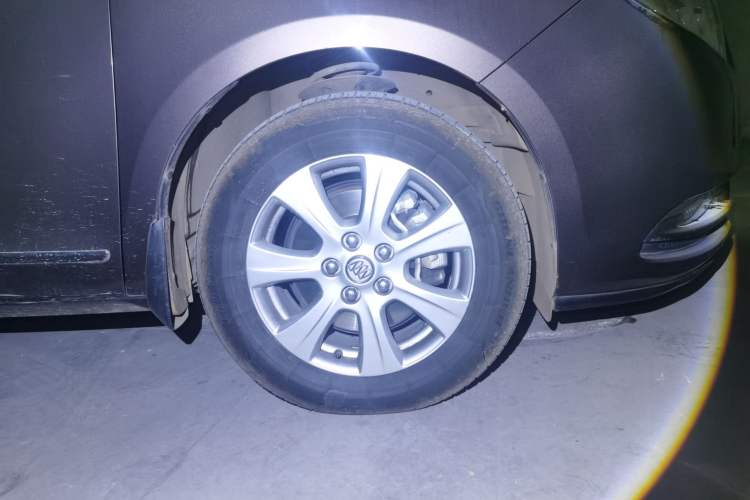 Used Buick GL8 2014 3.0L GT Luxury Business Haoya Edition
