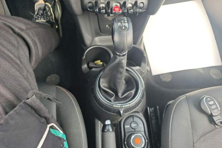 Used MINI MINI 2014 1.5T COOPER Fun