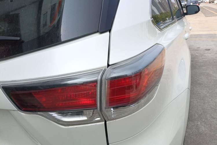 Used Toyota Highlander 2015 2.0T Four-Wheel Drive Ultimate Edition 7-Seater