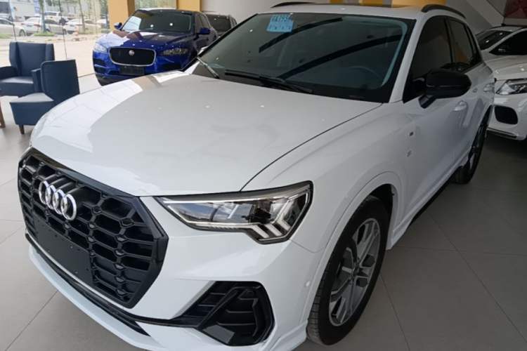 Used Audi Q3 2023 35 TFSI Fashion Dynamic Model (1.4T)