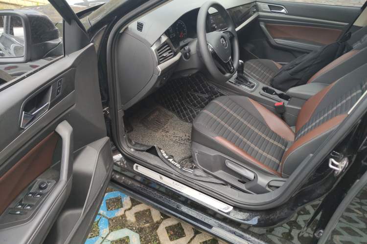 Used Volkswagen Lavida 2018 280TSI DSG Comfort Edition China V Standard Driver Seat