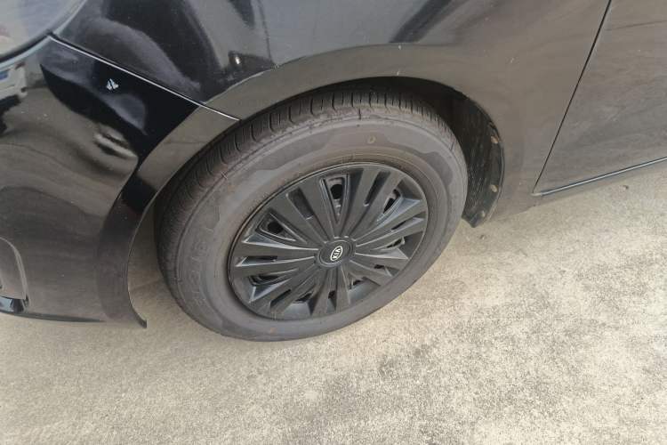 Used Kia K2 2012 Sedan 1.4L Automatic GLS Commemorative Edition