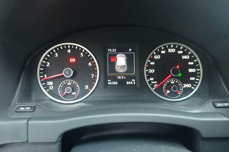 Used Volkswagen Tiguan 2016 300TSI Automatic Two-Wheel Drive Luxury Edition Instrument Cluster