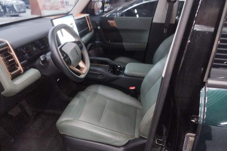 Used iCAR 03 2024 401km Two-Wheel Drive Standard Advanced Version Left Front Seat