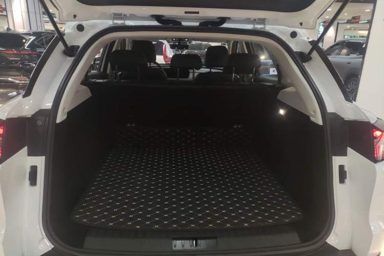 Used BAIC Beijing X7 2023 1.5TD DCT Premium+ Edition Trunk