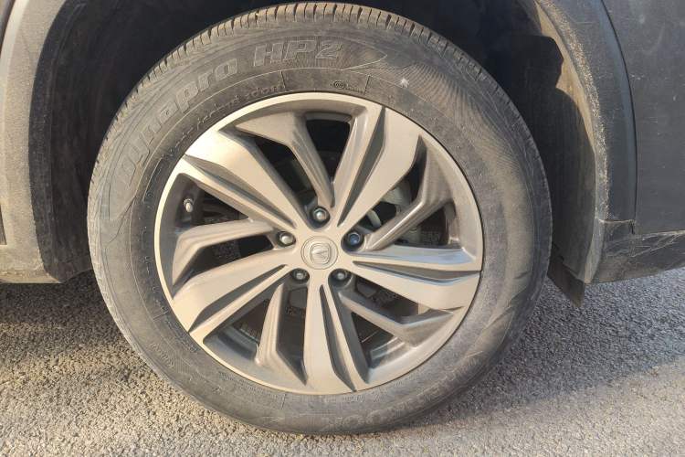 Used CHANGAN CS75 PLUS 2020 1.5T Automatic Luxury Version Right Front Wheel Hub