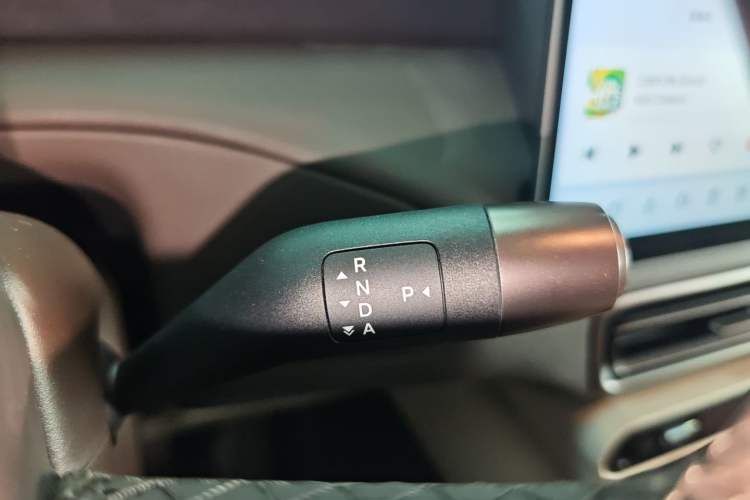 Used Li Auto MEGA 2024 Ultra Model Gear Lever